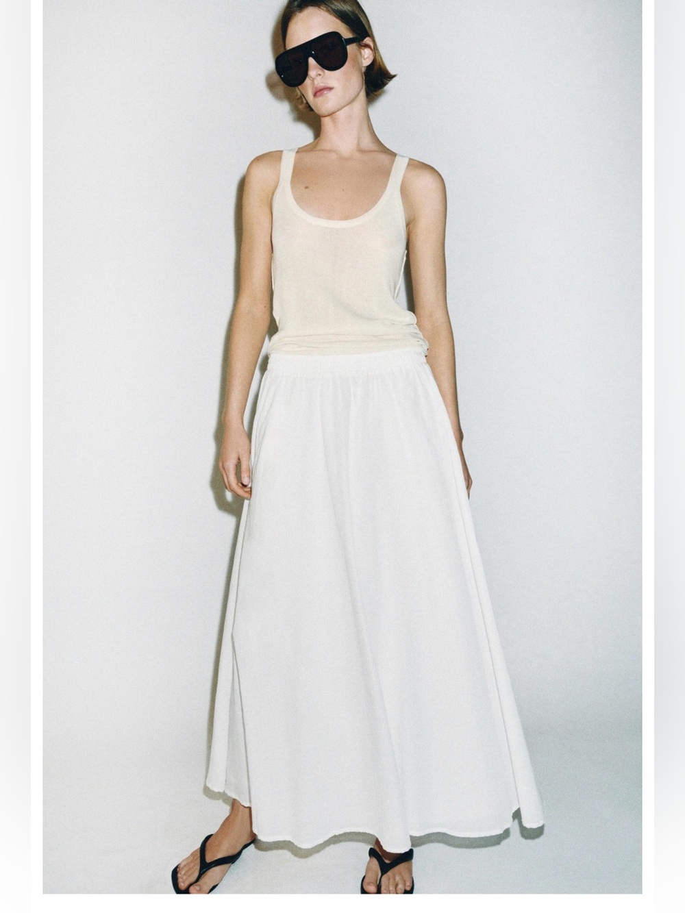 ZARA Midi Layered Skirt. Size Small. Color White. Super flattering 🤍